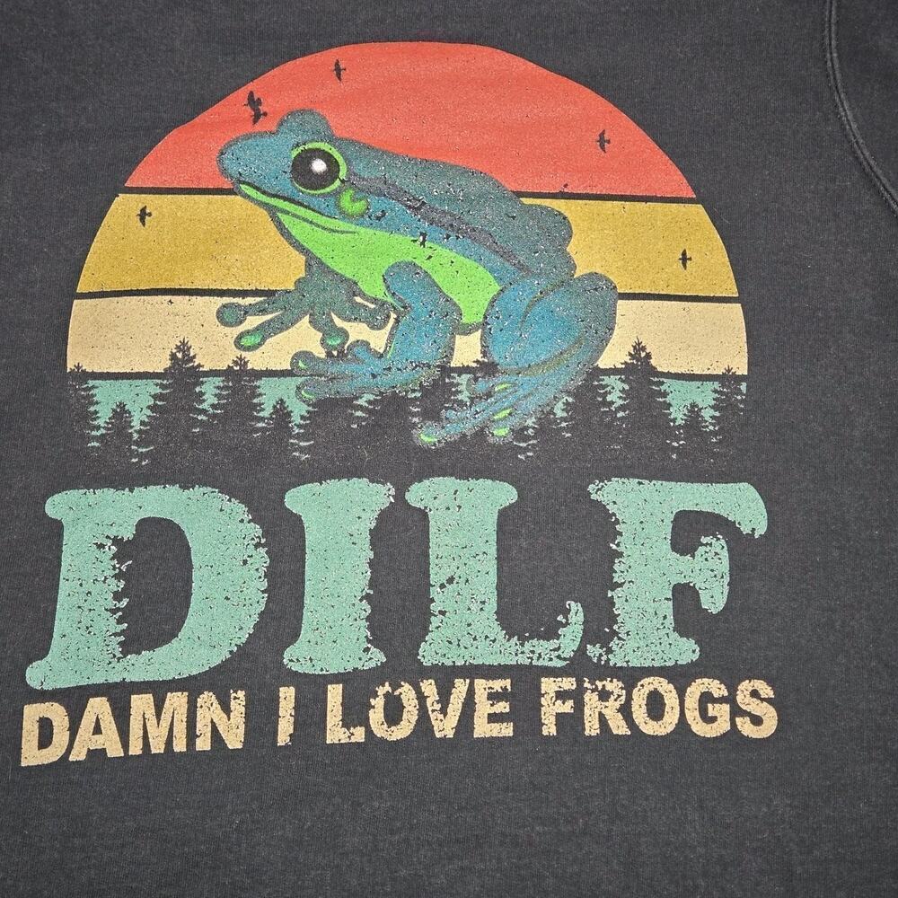 DILF Damn I Love Frogs Funny Saying Frog Unisex Crewneck Sweatshirt MED Gorpcore